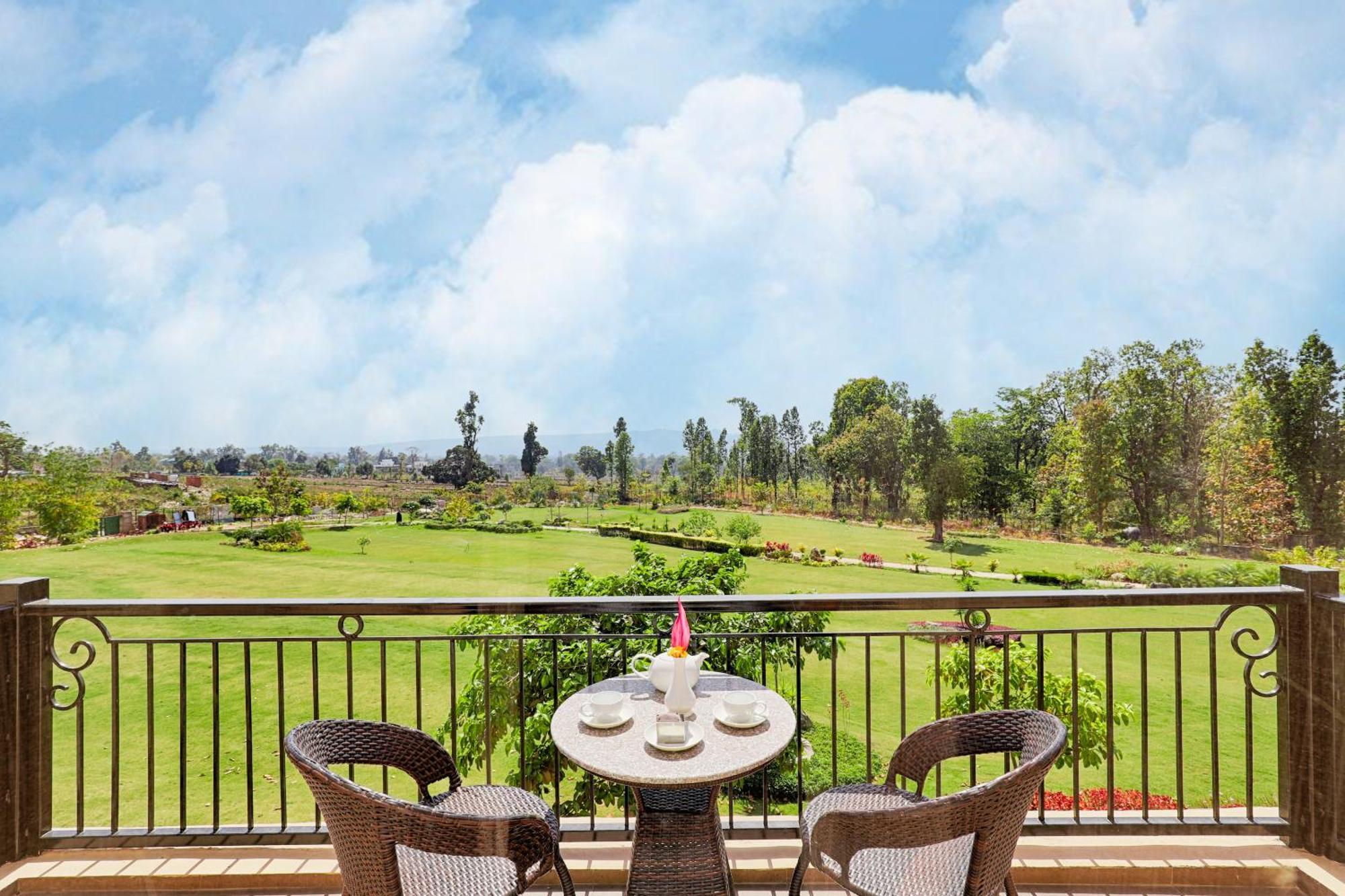 ホテル Club Mahindra Patkote ナイニタール エクステリア 写真