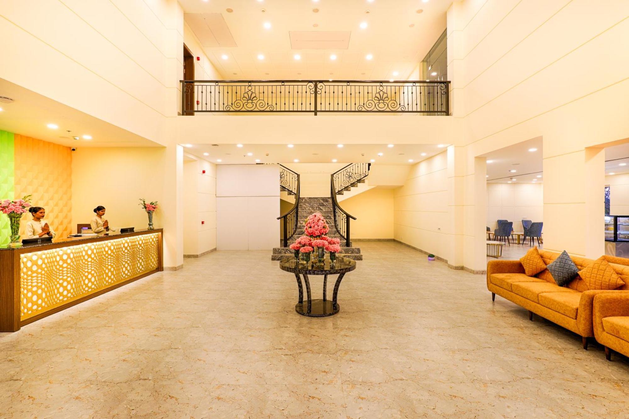 ホテル Club Mahindra Patkote ナイニタール エクステリア 写真