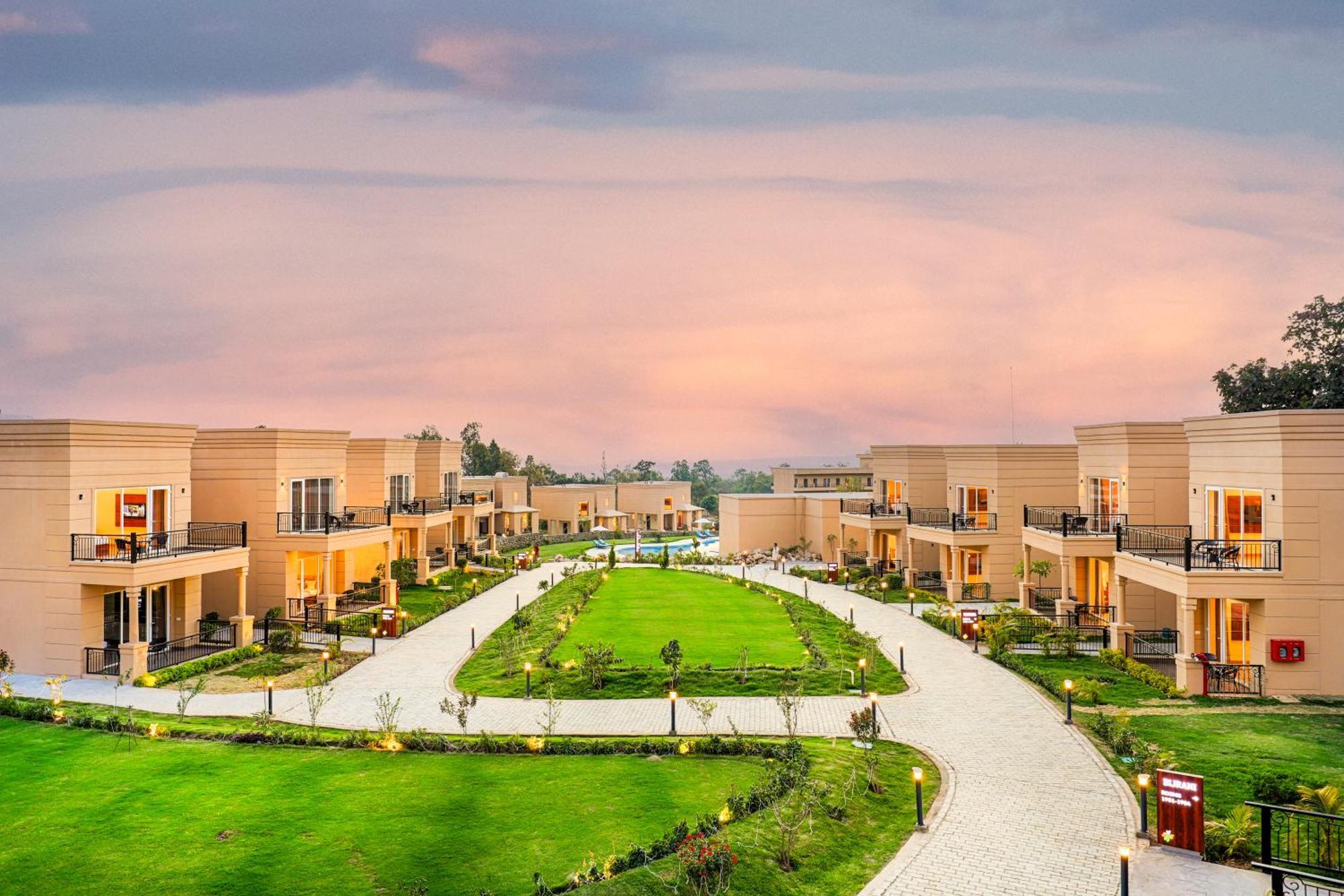 ホテル Club Mahindra Patkote ナイニタール エクステリア 写真